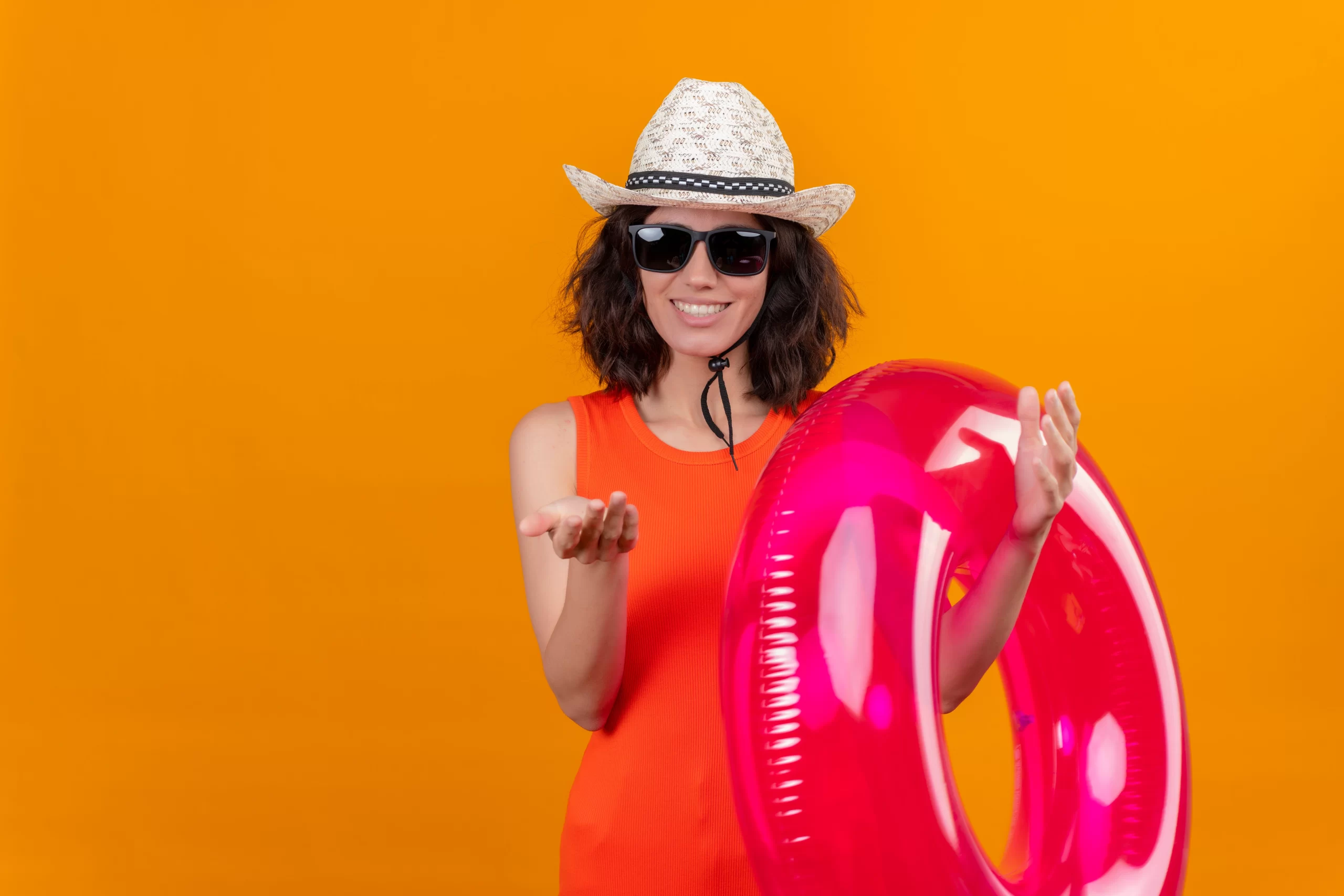Desvendando o Verão: Guia Completo para se Refrescar e Curtir a Estação com Saúde e Sabor